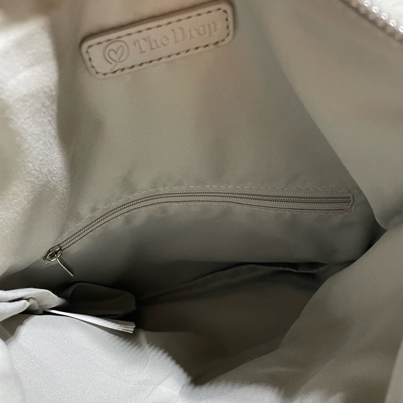 NWOT- The Drop - Super Soft Champagne Leather Fold Over Clutch #H-16 - Picture 6 of 6